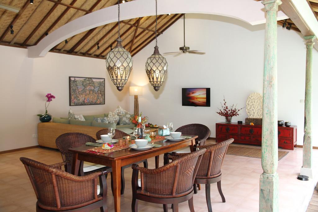 Cili Emas Oceanside Resort Теджакула Стая снимка